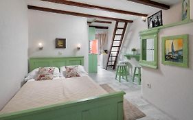 Studios Verde By Irundo